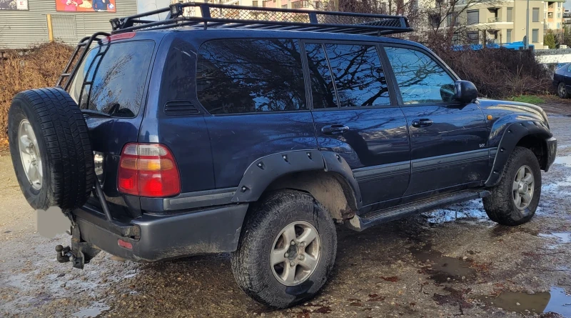 Toyota Land cruiser 100, снимка 5 - Автомобили и джипове - 48296580