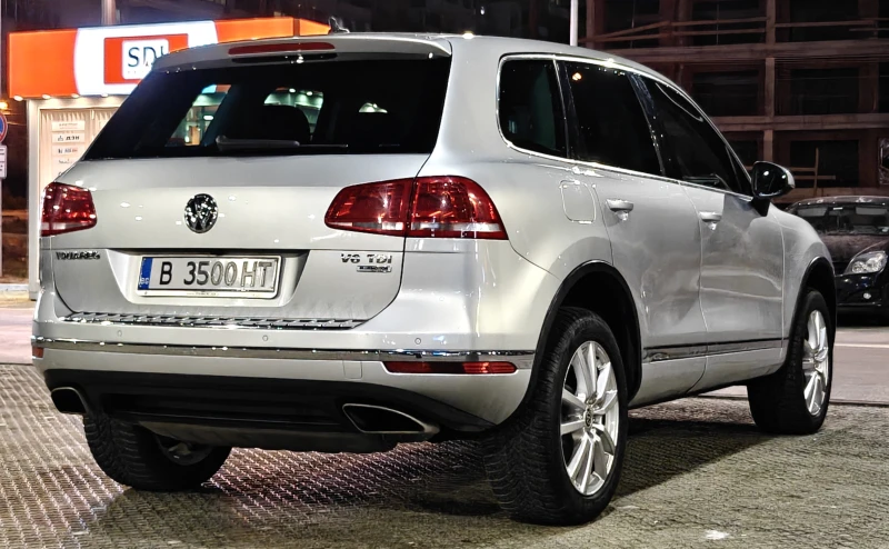 VW Touareg 3.0TDI V6, снимка 5 - Автомобили и джипове - 49258092