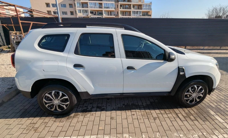 Dacia Duster 1.0 Бензин/Газ, снимка 8 - Автомобили и джипове - 49375337