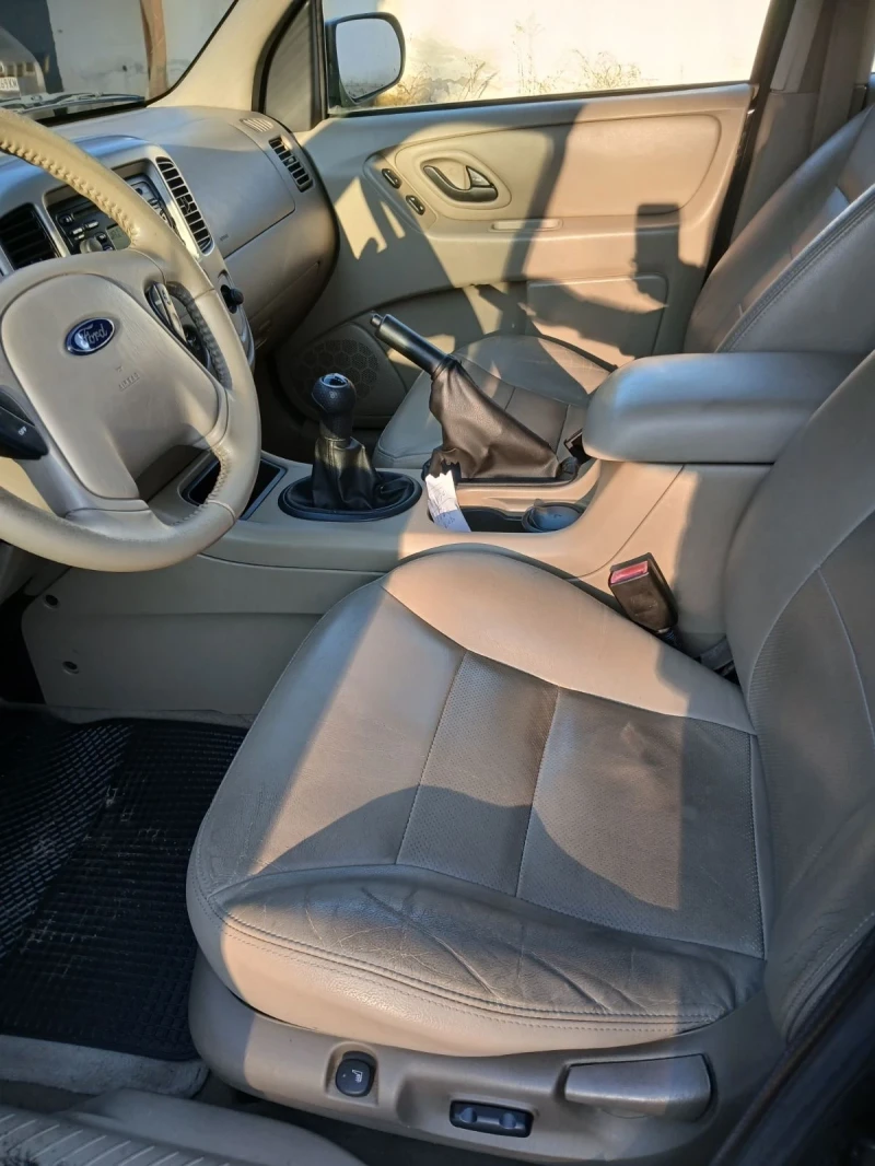 Ford Maverick 2.3 XLT, снимка 7 - Автомобили и джипове - 52910964