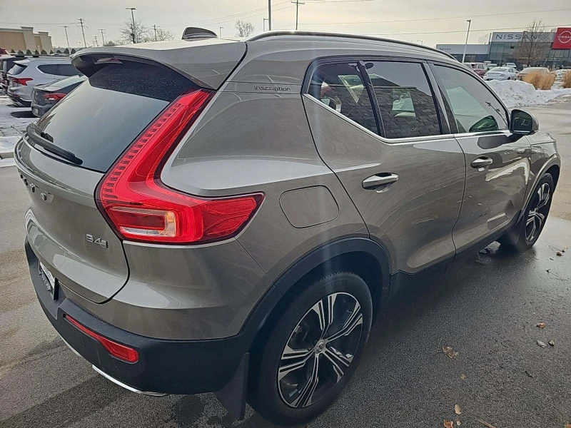 Volvo XC40 T5 Inscription, снимка 3 - Автомобили и джипове - 53201577