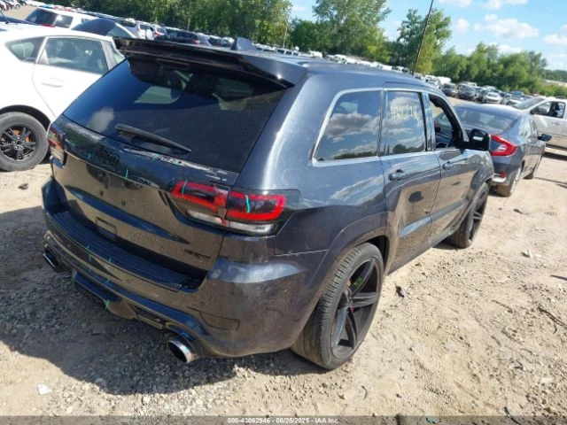 Jeep Grand cherokee SRT* 6.4* V8* 8ZF* ПОДГРЕВ* КАМЕРА* КЕЙЛЕС* LANE*  - изображение 2
