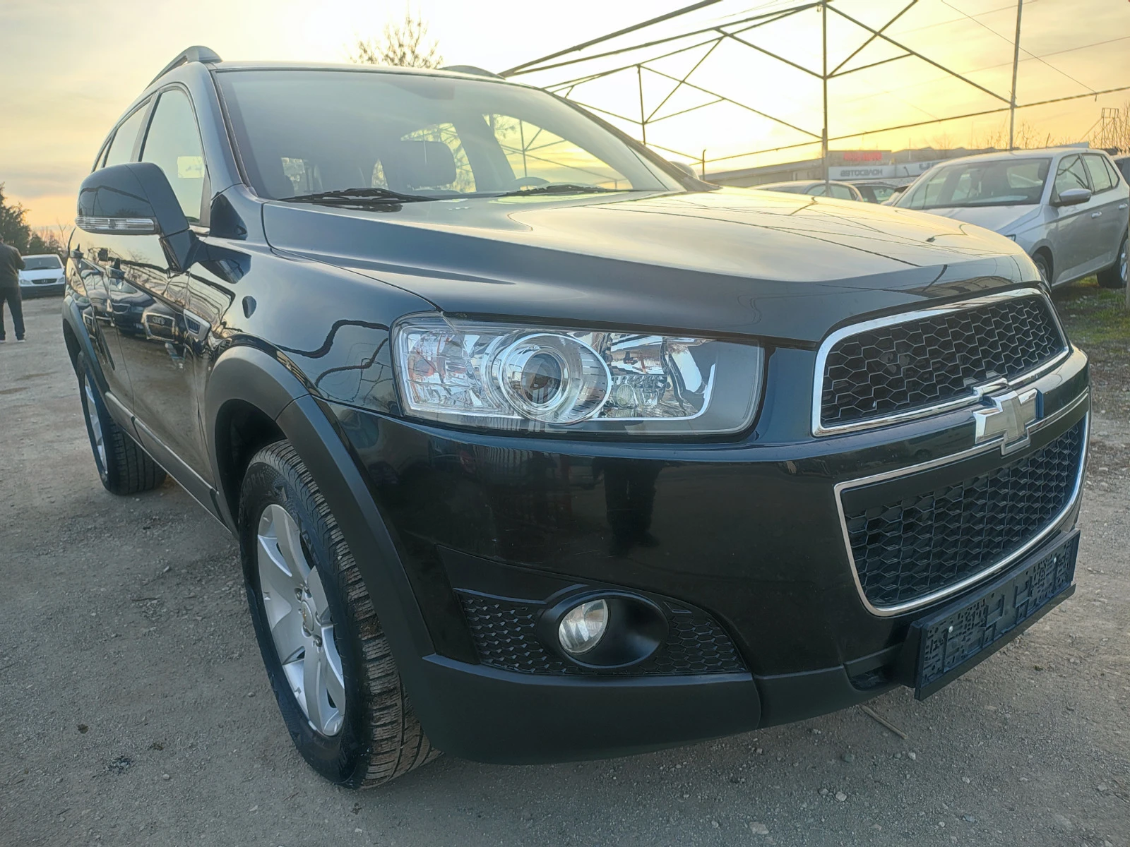 Chevrolet Captiva 2.2 CDTI FACELIFT 6 скорости / 7 места - изображение 2