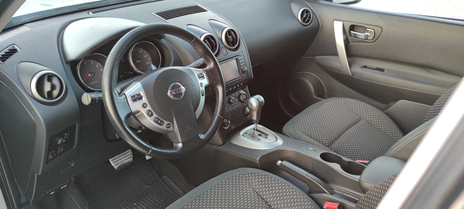 Nissan Qashqai 2.0i* 141к.с* NAVI*  - изображение 10
