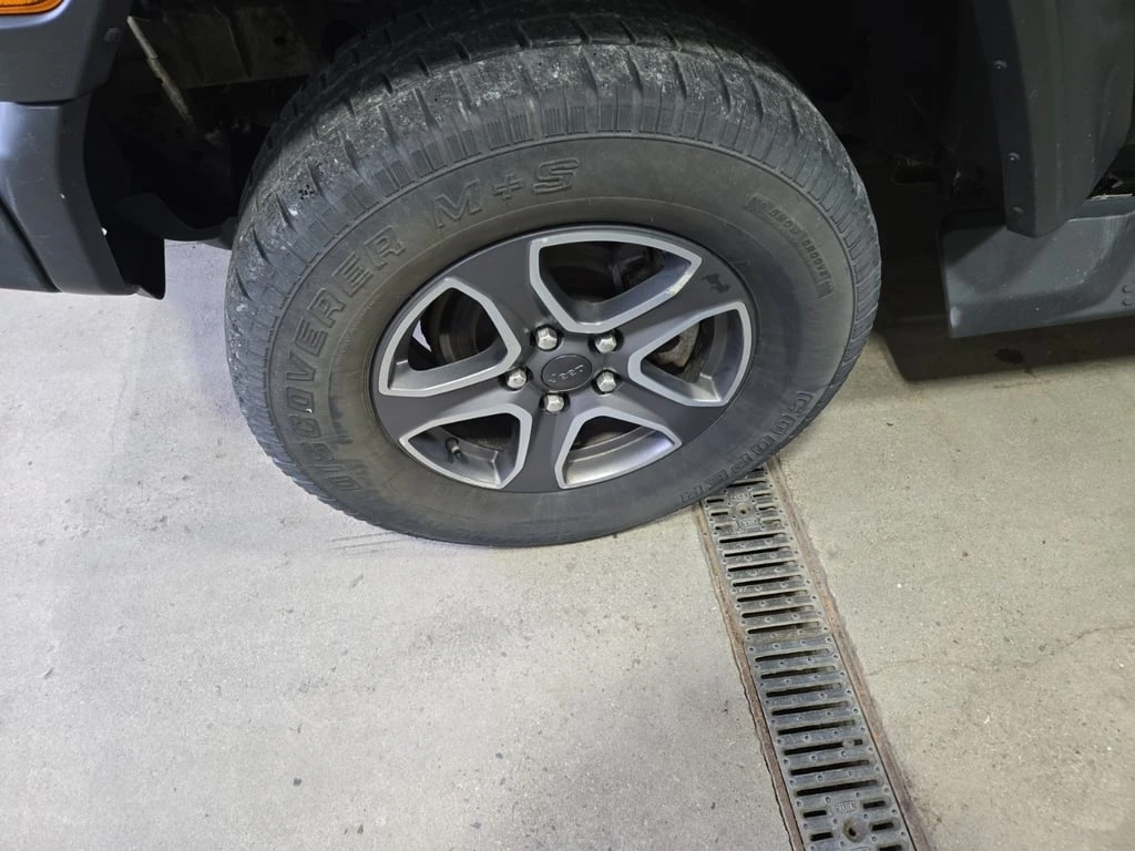 Jeep Wrangler * SPORT S * CARFAX *    | Mobile.bg   17