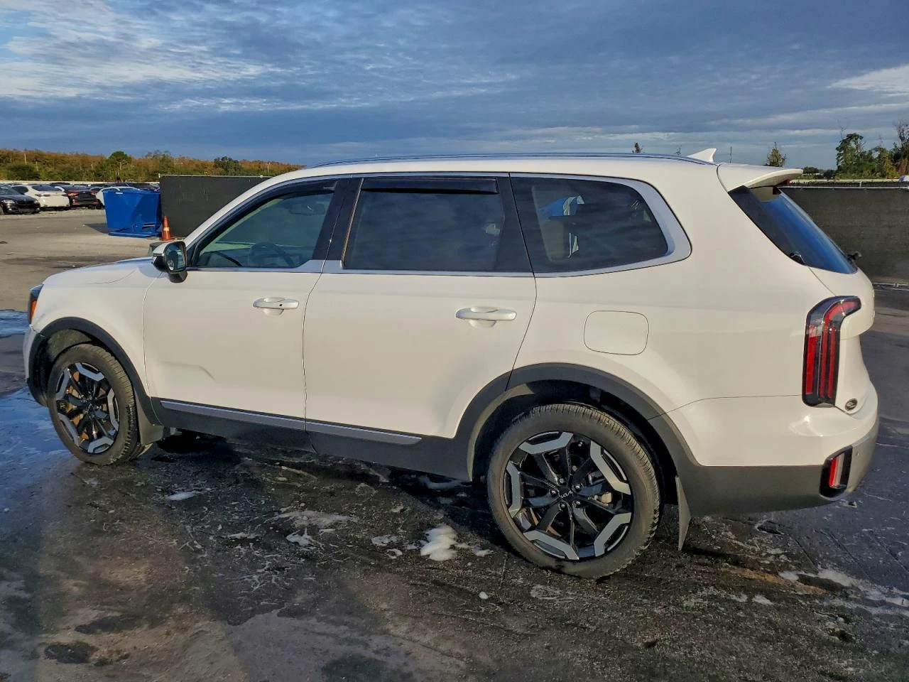 Kia Telluride * EX* КОЖА* ЛЕД* НАВИ* 6+ 1*  - изображение 2
