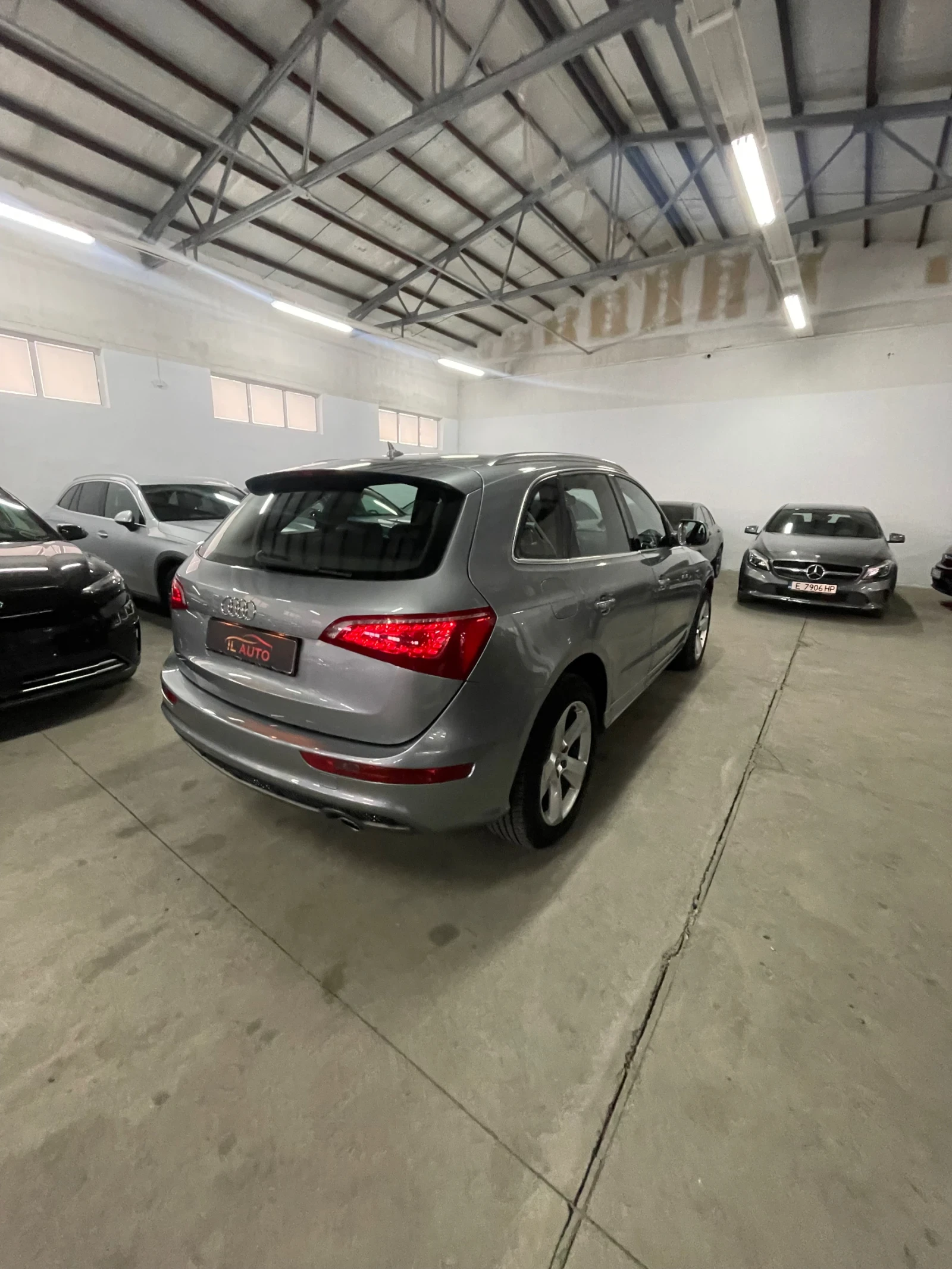 Audi Q5 Sline/3.0tdi/подгрев/лед /Обслужена!!!, снимка 6 - Автомобили и джипове - 53930892