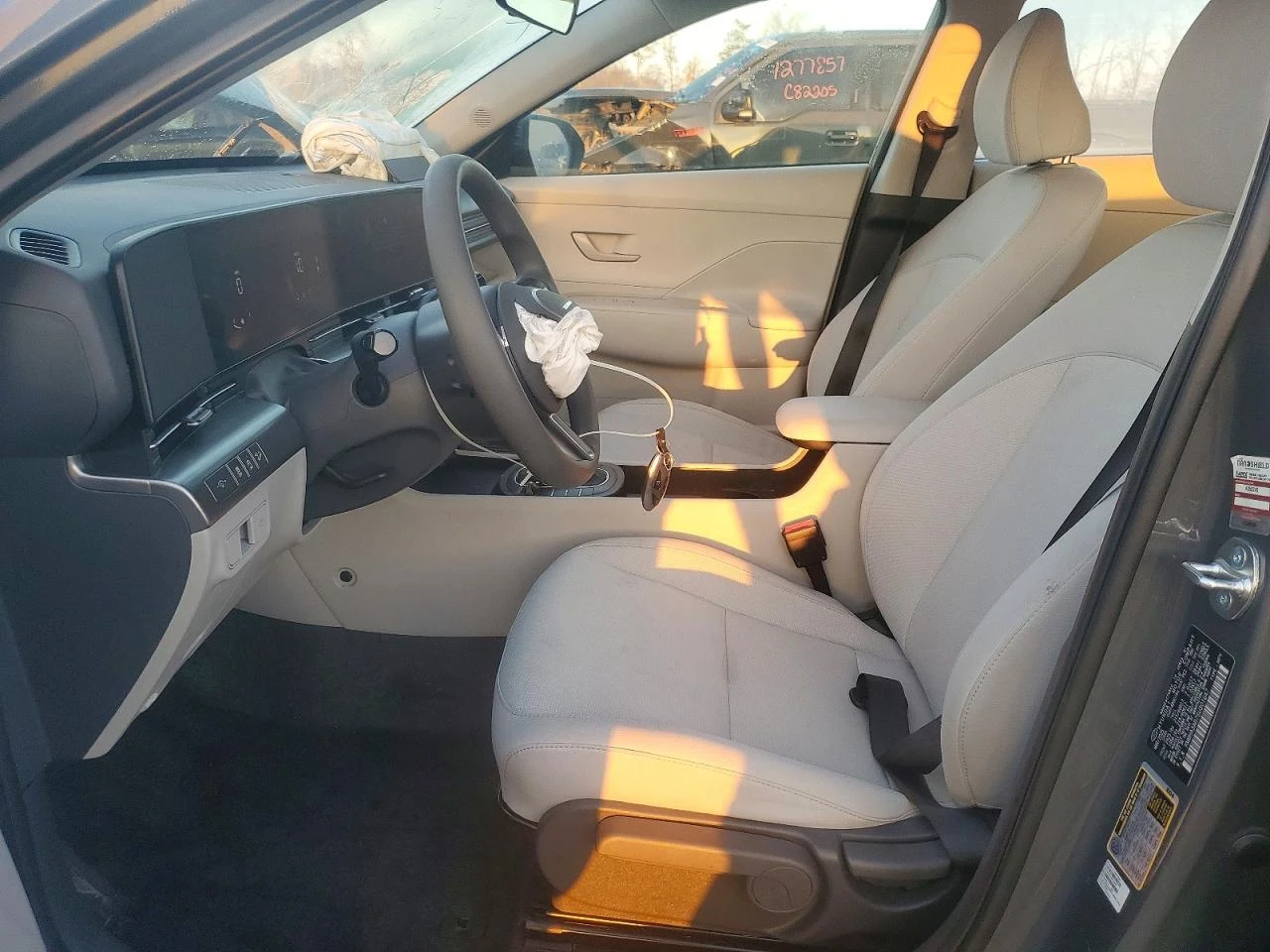 Hyundai Kona Se, снимка 7 - Автомобили и джипове - 54094668