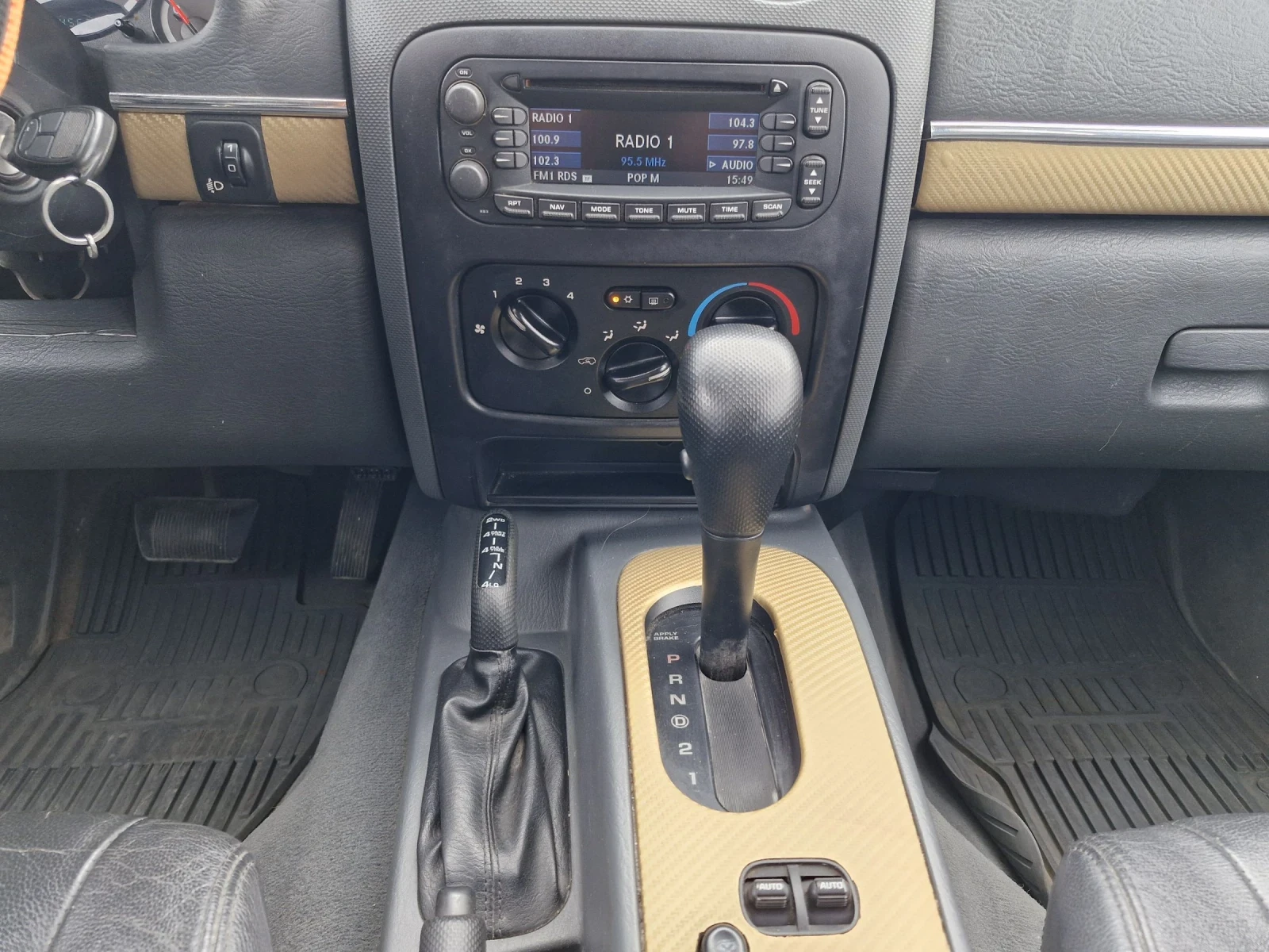 Jeep Cherokee 2.8D 163к.с. Автоматик 4х4, снимка 9 - Автомобили и джипове - 54494870