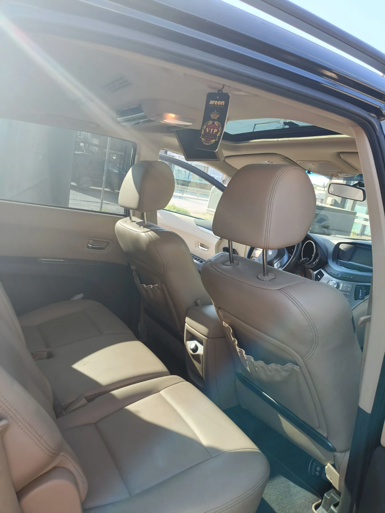 Subaru B10 Tribeka Limited Full LPG, снимка 11 - Автомобили и джипове - 54876130