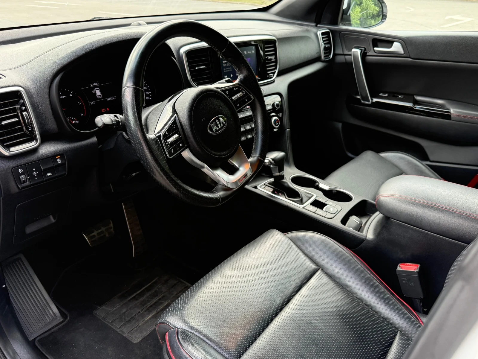 Kia Sportage, снимка 5 - Автомобили и джипове - 55212006