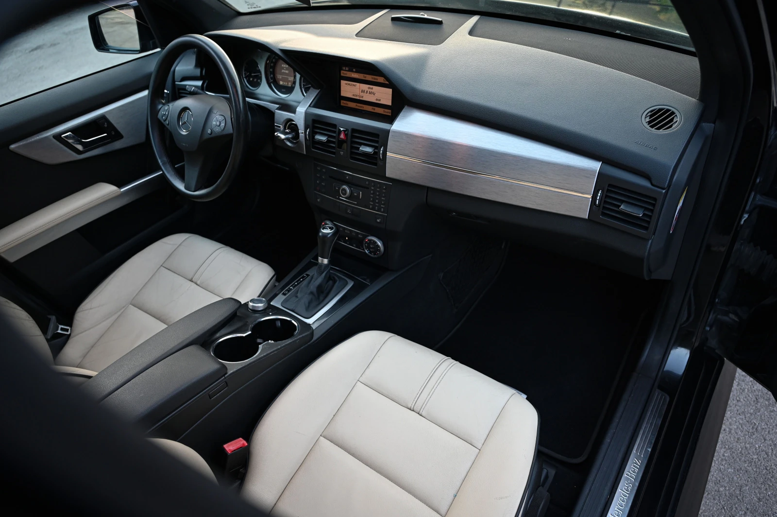 Mercedes-Benz GLK 320CDI / 4MATIC / ПАНОРАМА !!!, снимка 11 - Автомобили и джипове - 55257404