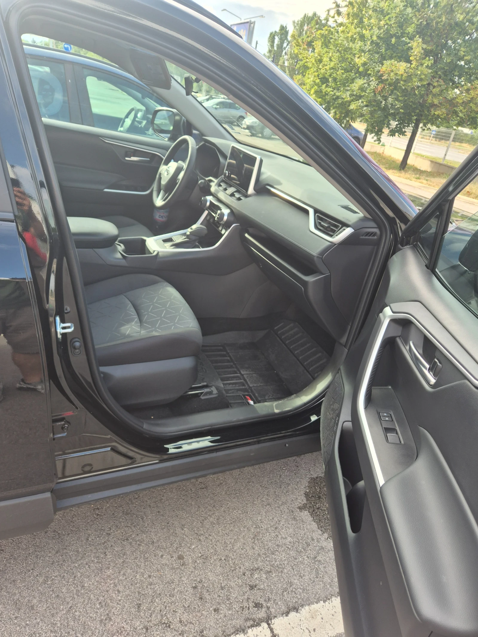 Toyota Rav4, снимка 9 - Автомобили и джипове - 55277887