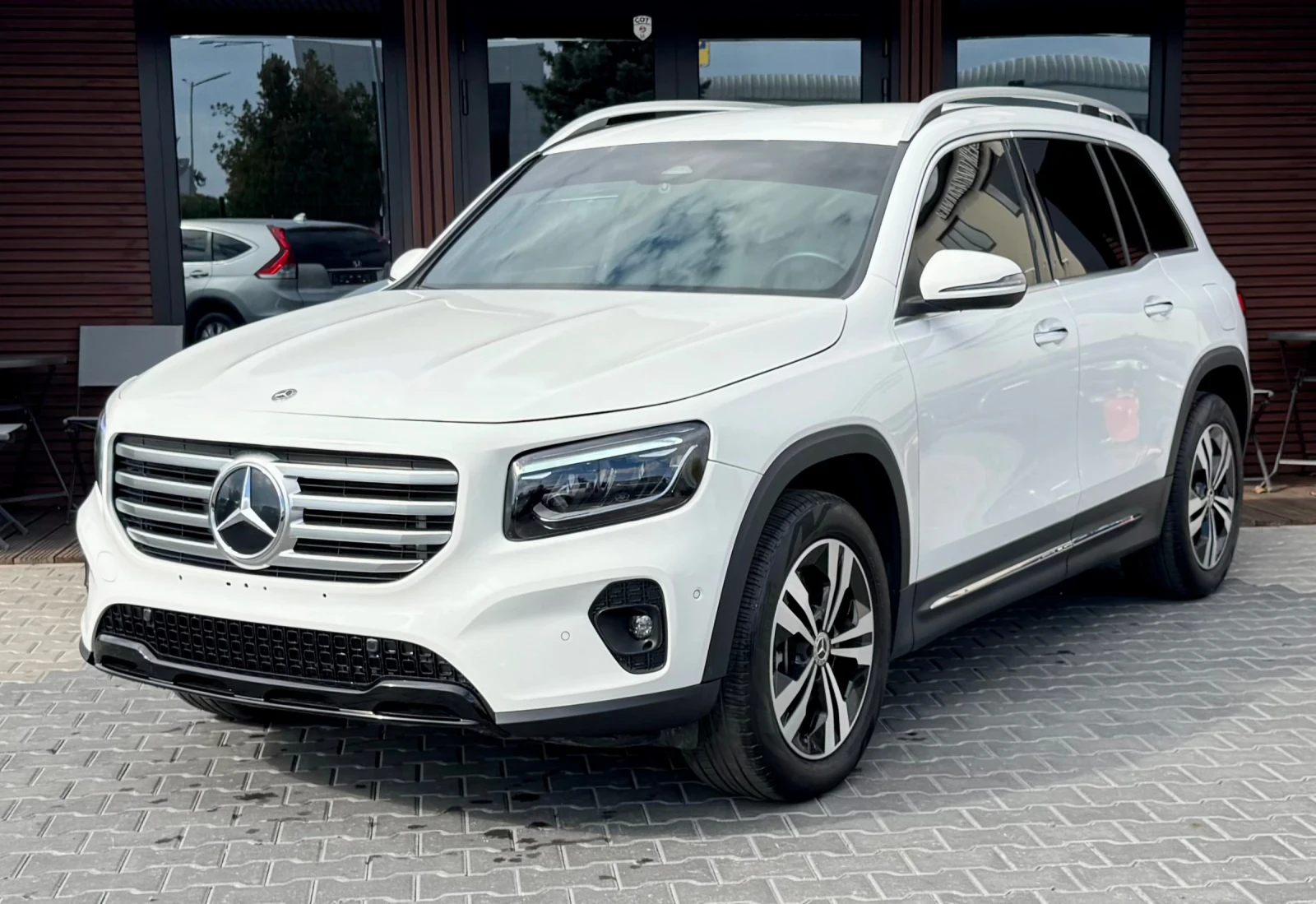 Mercedes-Benz GLB 250 Mild Hibrid* 4Matic* LaneAssist* 