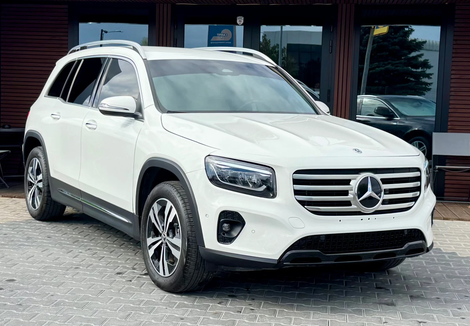 Mercedes-Benz GLB 250 Mild Hibrid* 4Matic* LaneAssist*  | Mobile.bg � ����������� 3