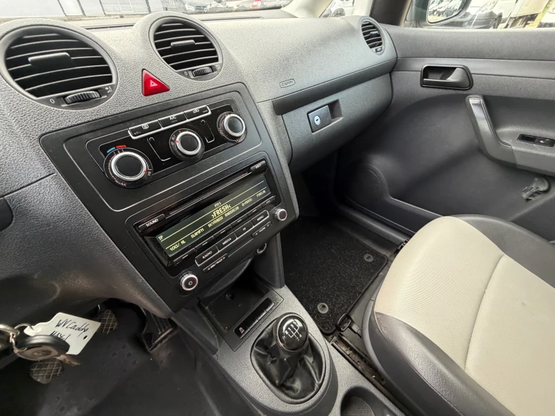 VW Caddy MAXI!KLIMA!102KC!, снимка 9 - Бусове и автобуси - 53098433