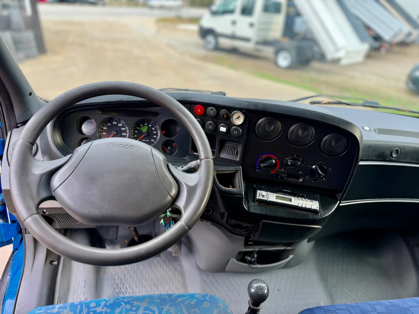 Iveco 35c17 САМОСВАЛ* БЛОКАЖ* , снимка 7 - Бусове и автобуси - 56264597