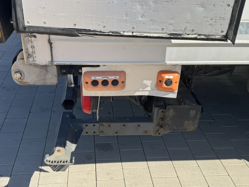 Mercedes-Benz Antos Товарен, снимка 11 - Камиони - 51748906