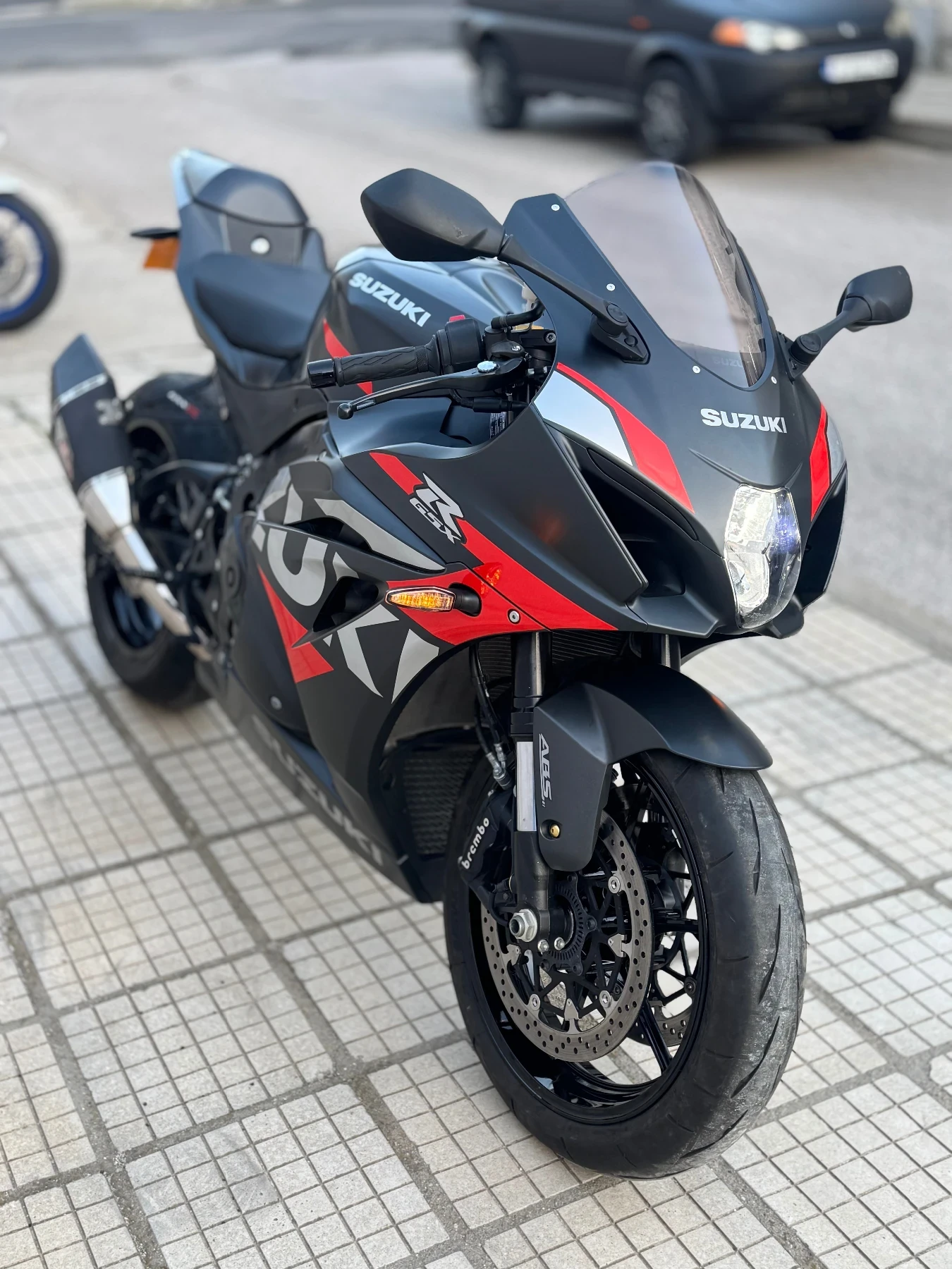 Suzuki Gsxr L7  16700км - изображение 4