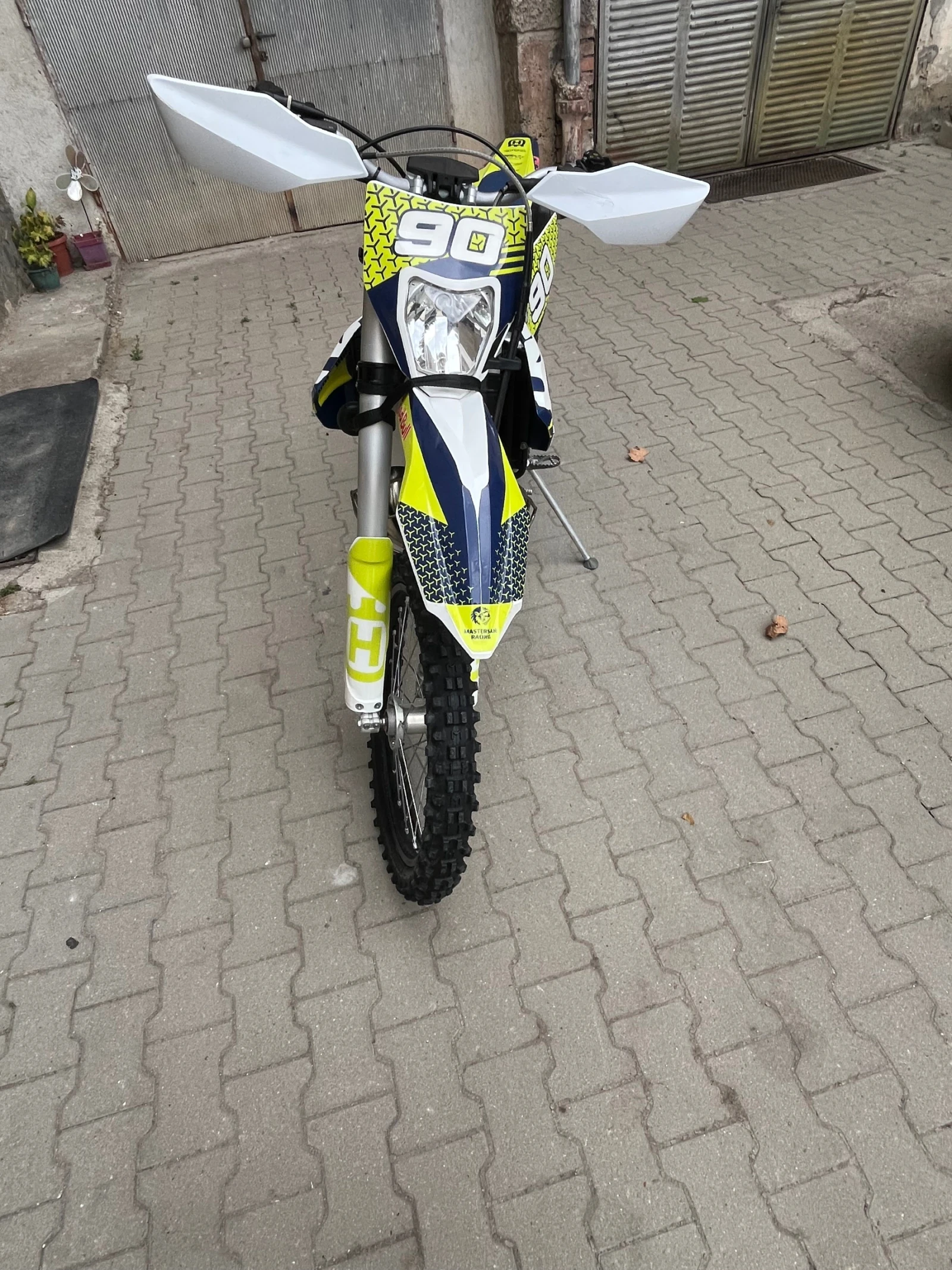 Husqvarna 250 Т250, снимка 4 - Мотоциклети и мототехника - 55605250