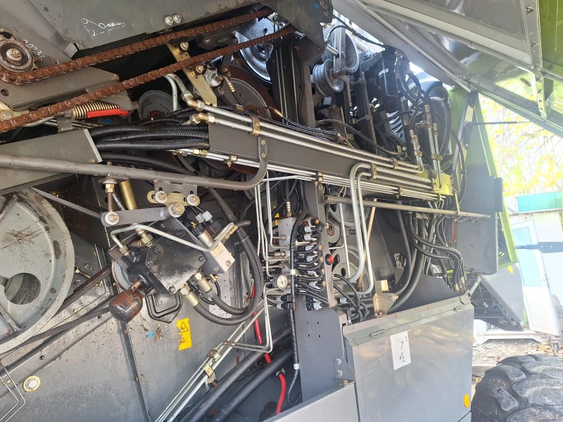 Комбайн Claas LEXION 580 TT + V 9.OO, снимка 8 - Селскостопанска техника - 52454805