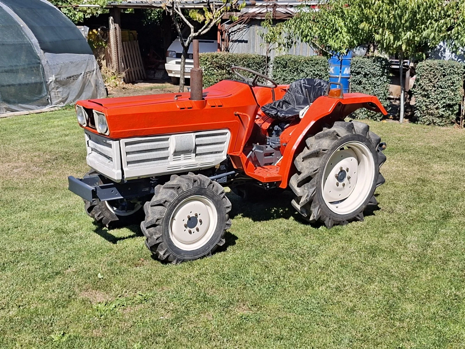 Трактор Kubota L2002DT