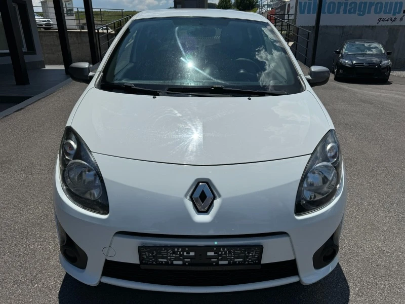 Renault Twingo 1.5DCI  НОВ ВНОС, снимка 2 - Автомобили и джипове - 46259419