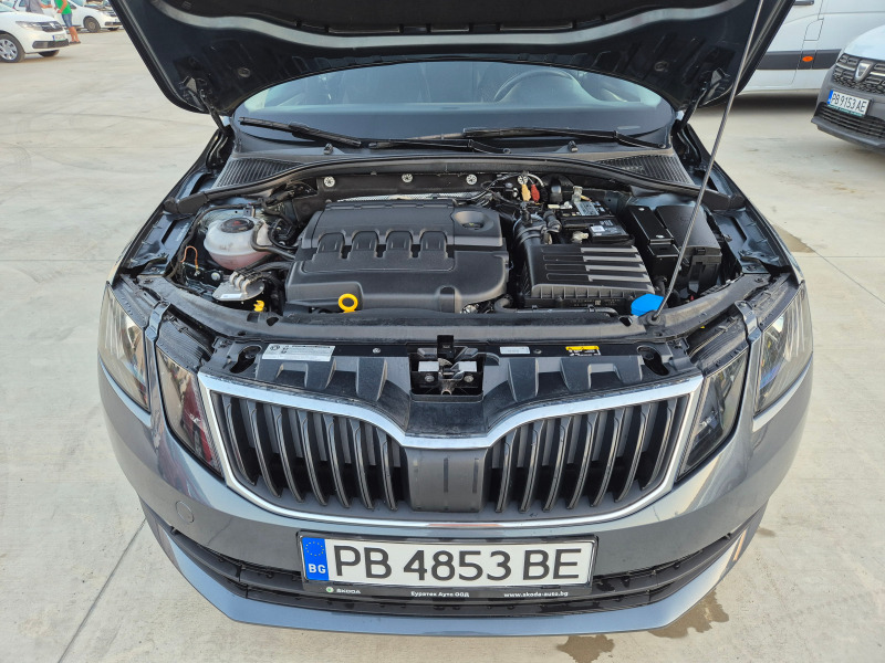 Skoda Octavia В-Гаранция 2.0-6-M/T-150кс, снимка 16 - Автомобили и джипове - 46789362