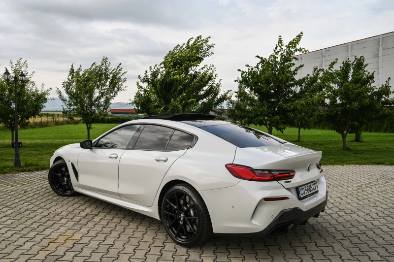 BMW 850 M850i xDrive, снимка 8 - Автомобили и джипове - 47335139