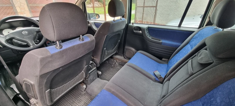 Opel Zafira, снимка 10 - Автомобили и джипове - 47393040