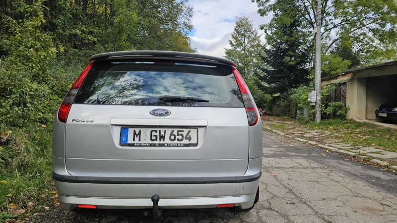 Ford Focus 1.6, снимка 6 - Автомобили и джипове - 47561032