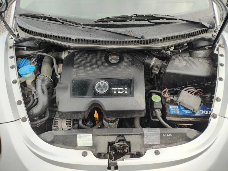 VW Beetle 1.9 TDI, снимка 13 - Автомобили и джипове - 48152612