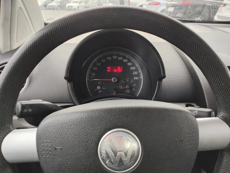 VW Beetle 1.9 TDI, снимка 14 - Автомобили и джипове - 48152612