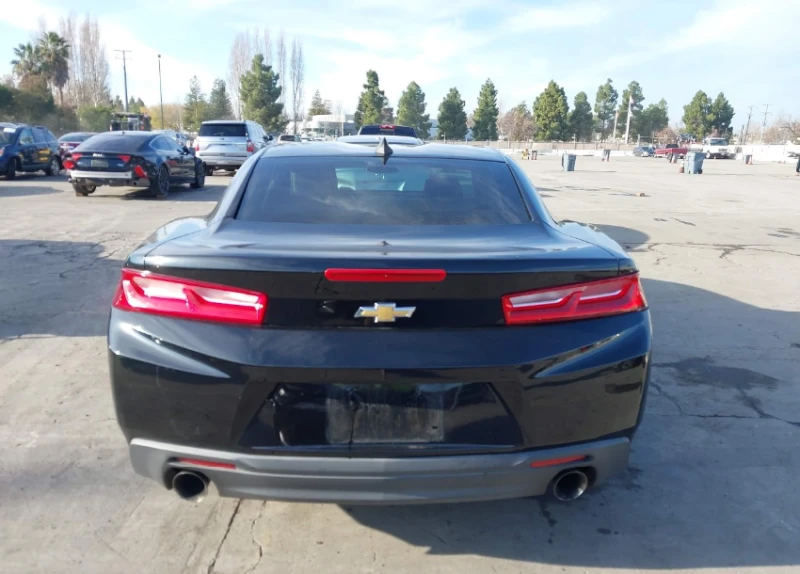 Chevrolet Camaro 1LT, снимка 4 - Автомобили и джипове - 48994757