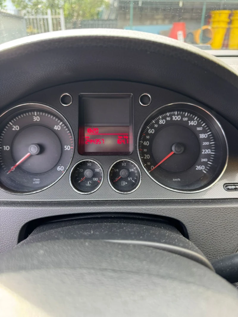 VW Passat 2000д 143 коня, снимка 16 - Автомобили и джипове - 52966452