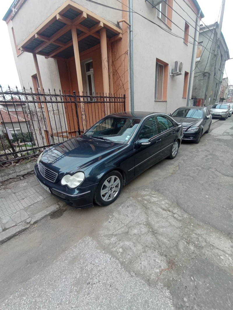 Mercedes-Benz C 320