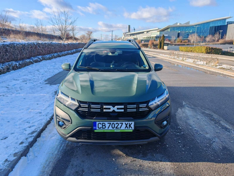 Dacia Jogger 890Евро за получаване, 1.0TCe EcoG 6+ 1 ГАЗ, снимка 2 - Автомобили и джипове - 53229815