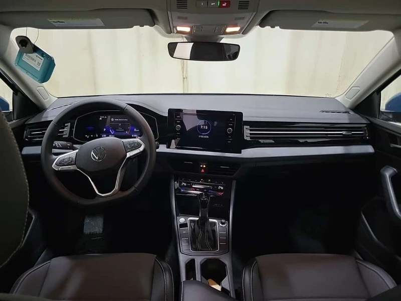 VW Jetta * COMFORTLINE* ДИГИТАЛНО ТАБЛО* KEYLESS* 2 КЛЮЧА* , снимка 10 - Автомобили и джипове - 53510295