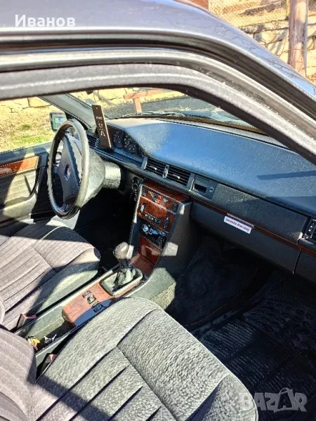 Mercedes-Benz 124 200Е, снимка 5 - Автомобили и джипове - 49448647