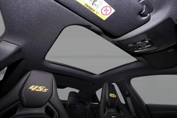 Mercedes-Benz CLA 45 AMG S 4Matic = Final Edition = Premium Гаранция, снимка 11 - Автомобили и джипове - 53600285