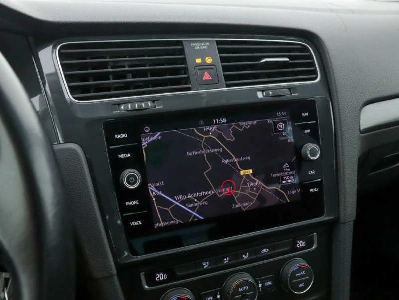 VW Golf Variant 1.6 TDI TUV-Германия, снимка 9 - Автомобили и джипове - 53609789