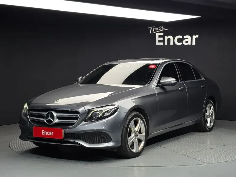 Mercedes-Benz E 220 4Matic Avantgarde