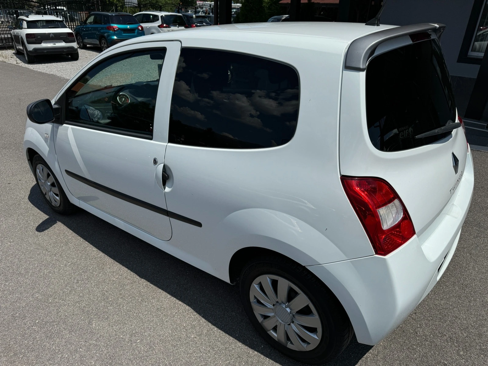 Renault Twingo 1.5DCI  НОВ ВНОС - изображение 4