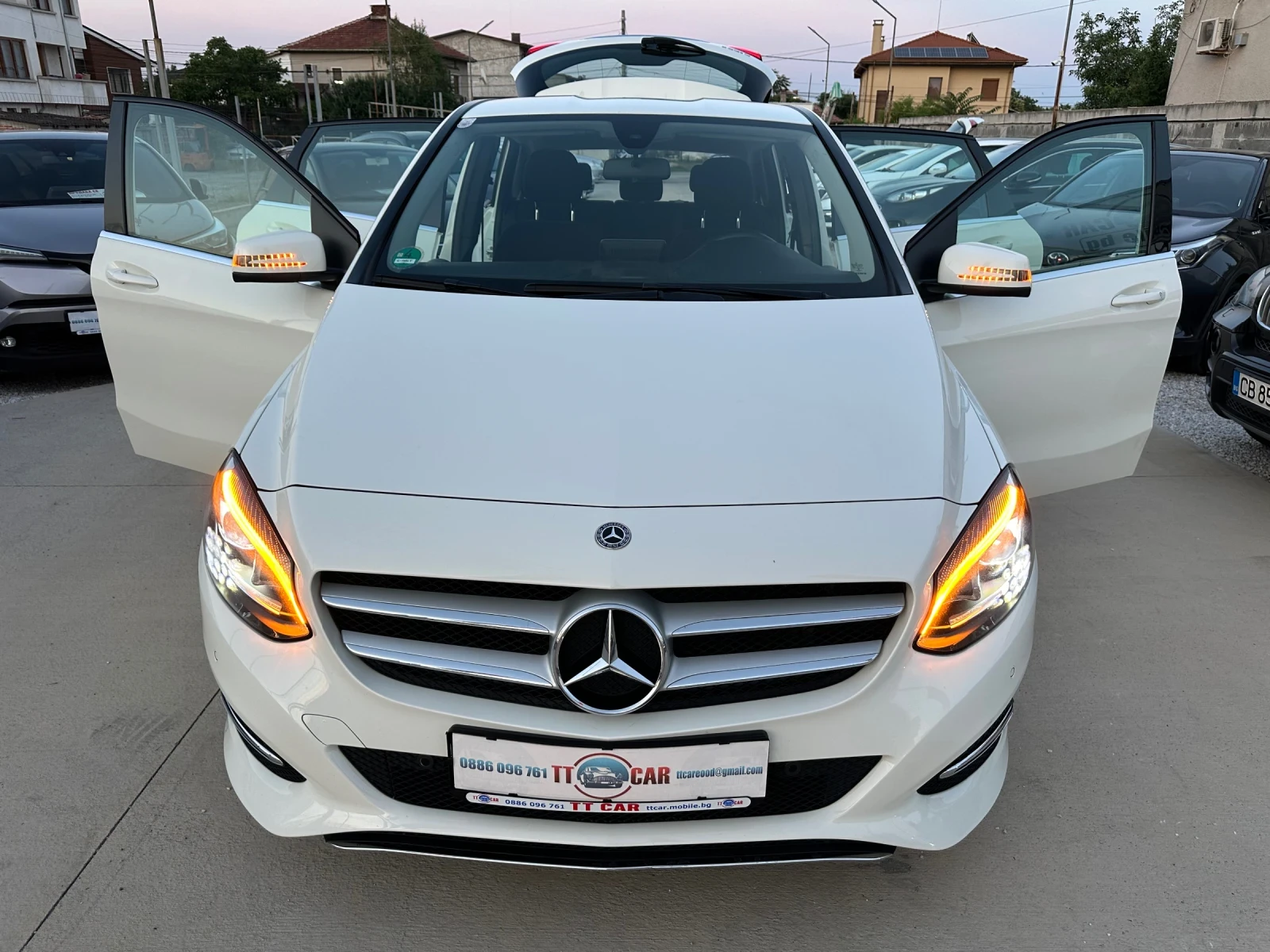 Mercedes-Benz B 180 ЛИЗИНГ! Лед фарове! Нави! Keyless!  EURO 6B!!! - изображение 6