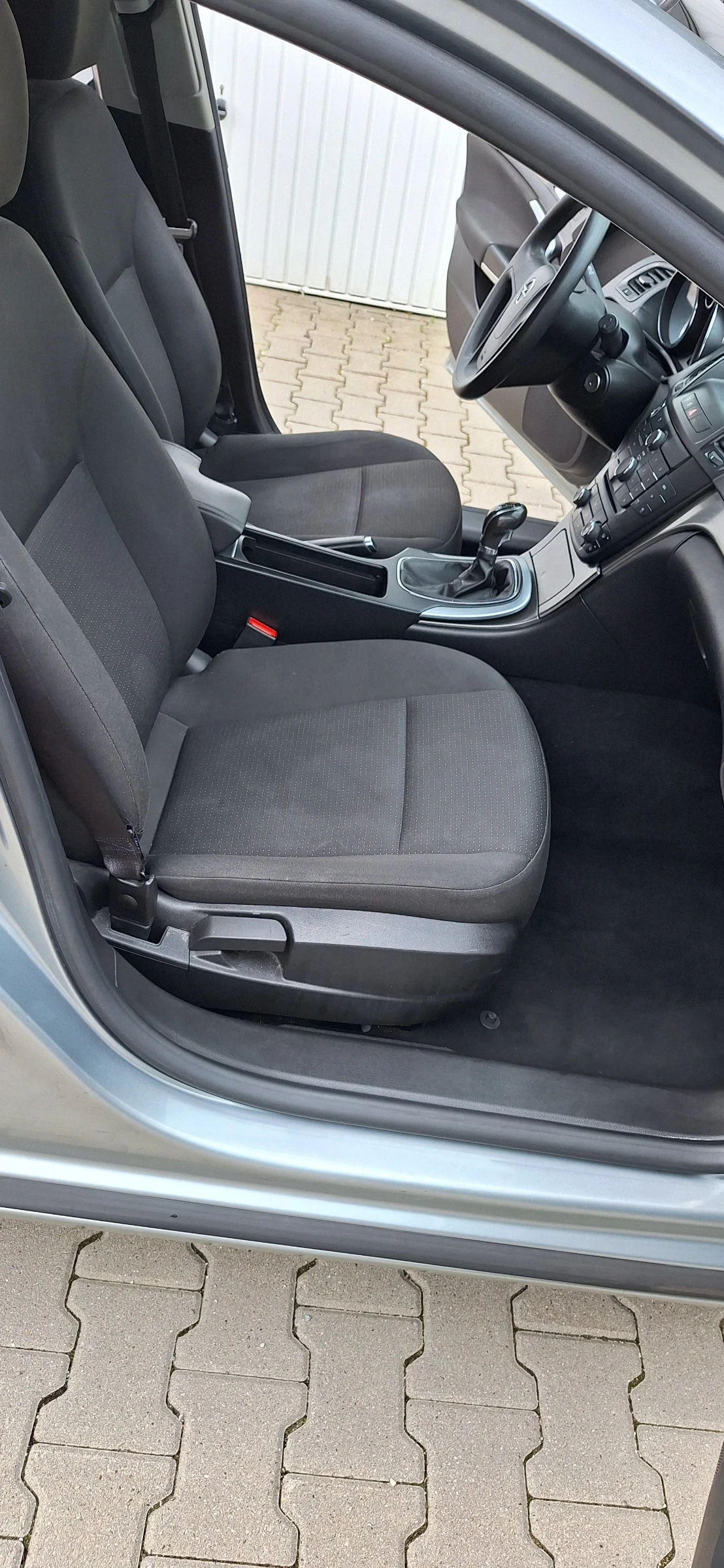 Opel Insignia Sports Tourer SW  - изображение 10