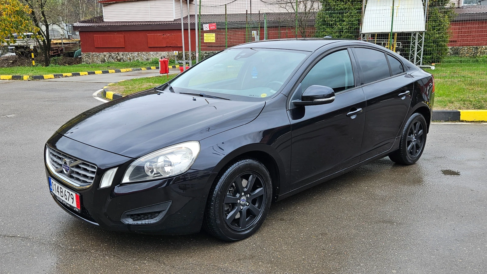 Volvo S60 D5 AVTOMAT/NAVIG/TOP SUSTOQNIE - изображение 2
