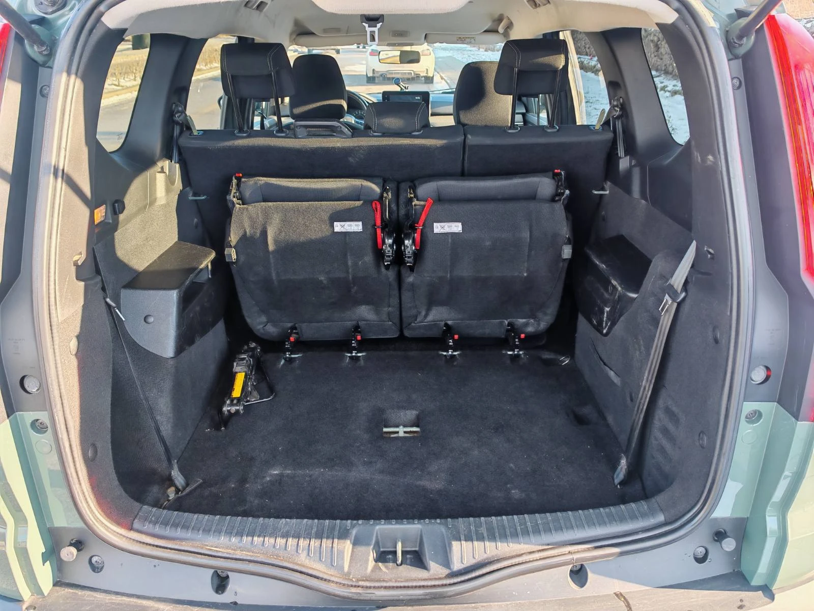 Dacia Jogger 890Евро за получаване, 1.0TCe EcoG 6+ 1 ГАЗ - изображение 7