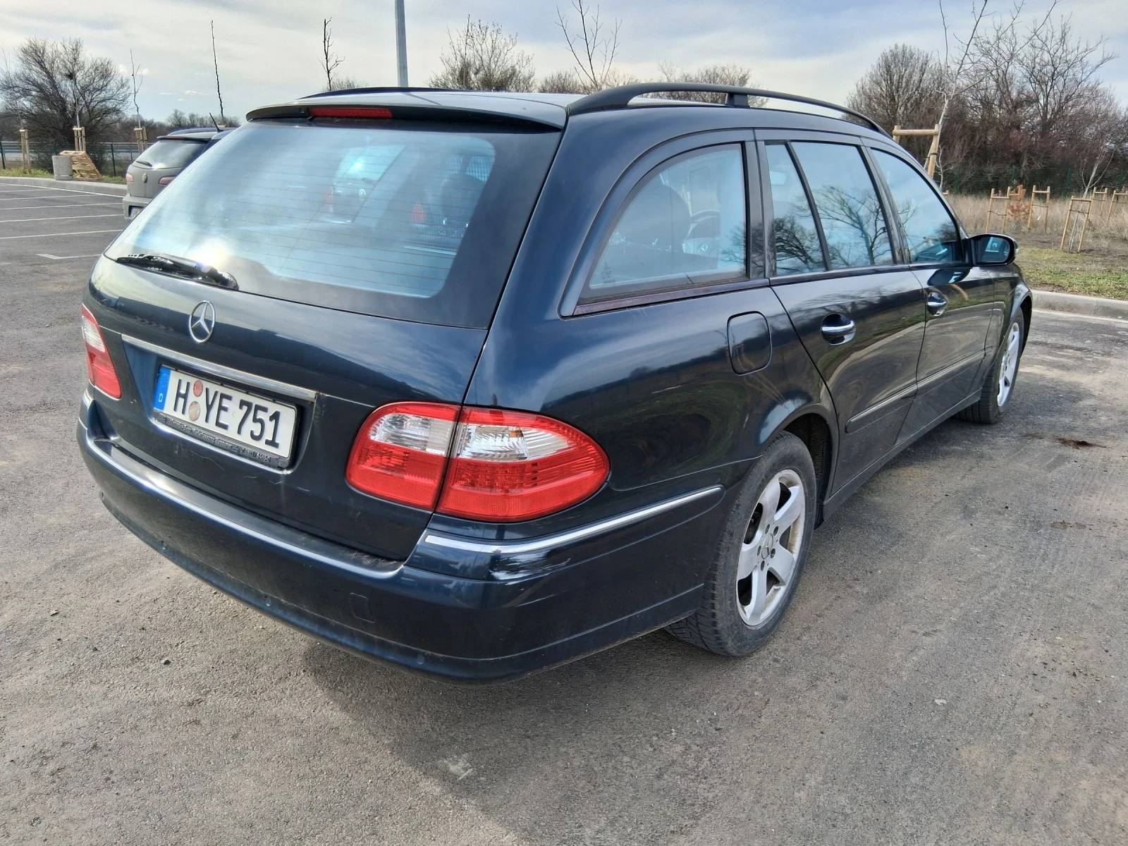 Mercedes-Benz E 320 1 собственик реални 217000км, снимка 4 - Автомобили и джипове - 54010051