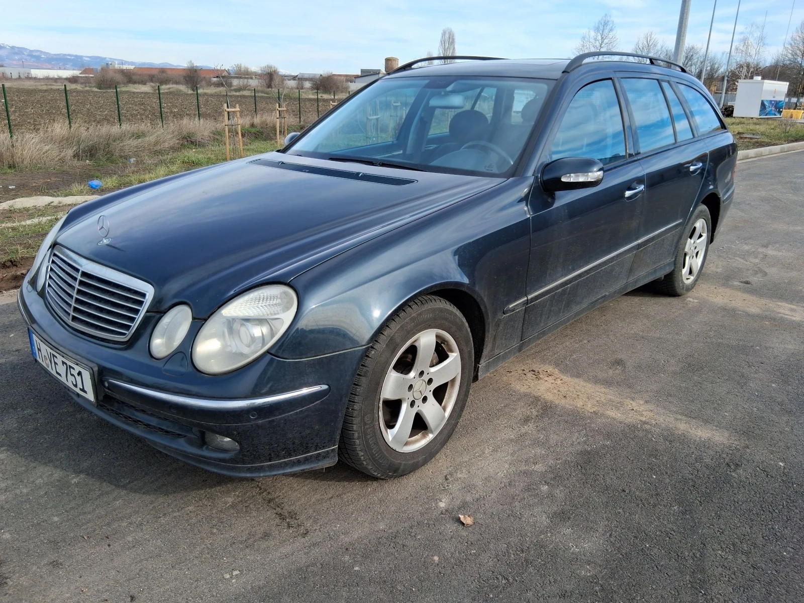 Mercedes-Benz E 320 1 собственик реални 217000км, снимка 2 - Автомобили и джипове - 54010051