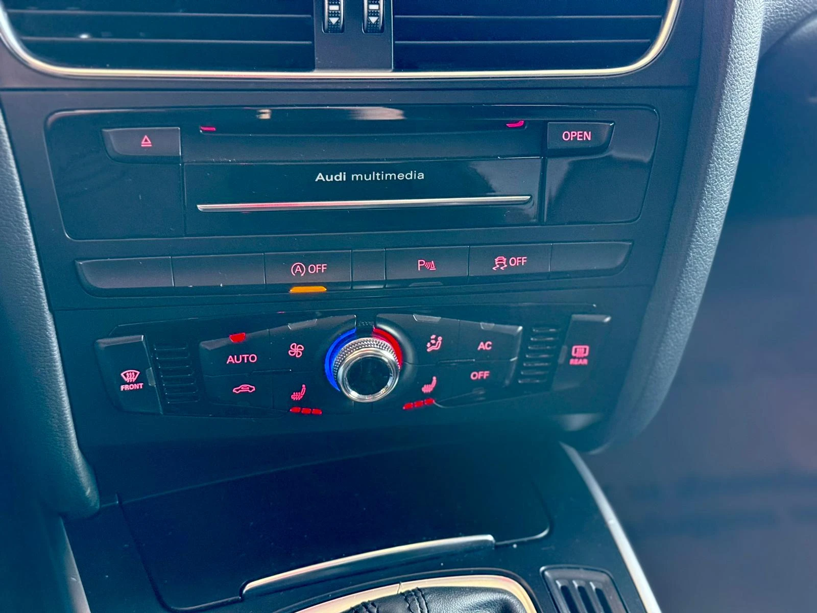 Audi A5 Sportback* Quattro* S-Line* Подгреви* Лизинг , снимка 13 - Автомобили и джипове - 54158332